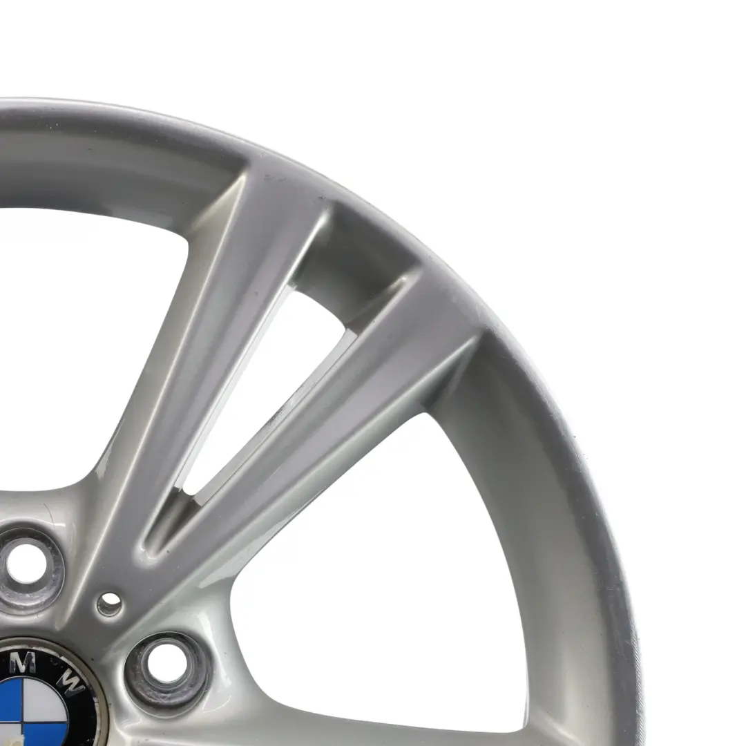 Posteriore Cerchione IN Lega Ruota Doppio Raggio 385 8J per BMW F20 F21 F22 con numero di parte 6796213 BMW F20 F21 F22 Posteriore Cerchione IN Lega Ruota Doppio Raggio 385 8J - SKU 6796213-1 - Numero di parte 6796213