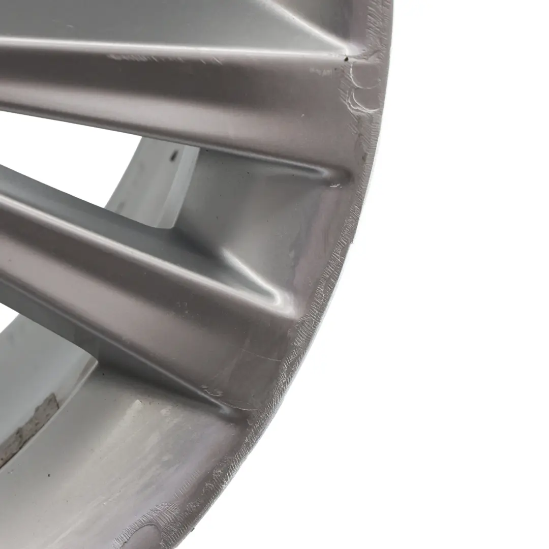 Felga Aluminiowa Tył Tylna 18" 8J do BMW F20 F21 o numerze 6796213 BMW F20 F21 Felga Aluminiowa Tył Tylna 18" 8J - SKU 6796213-2 - Numer Części 6796213