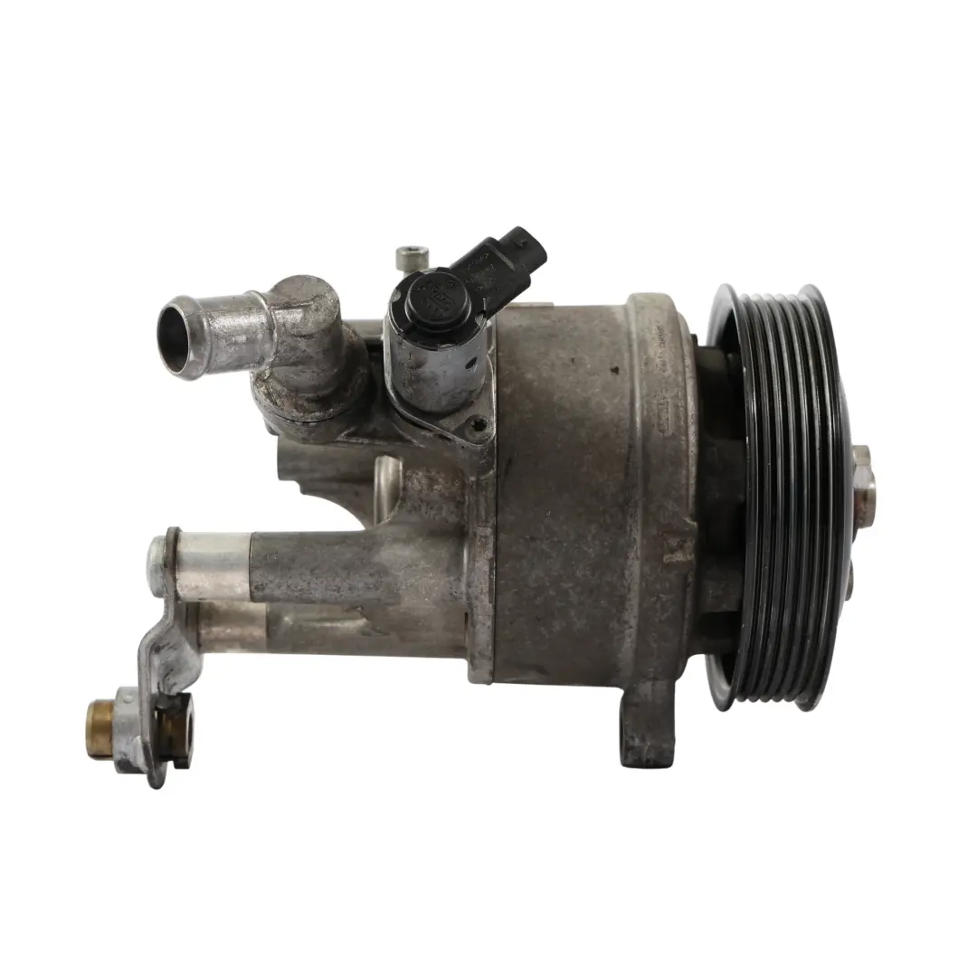 Pompa Wspomagania Dynamic Drive Diesel N57 4076328 do BMW F10 F11 F12 o numerze 6867160 BMW F10 F11 F12 Pompa Wspomagania Dynamic Drive Diesel N57 4076328 - SKU 6867160-1 - Numer Części 6867160