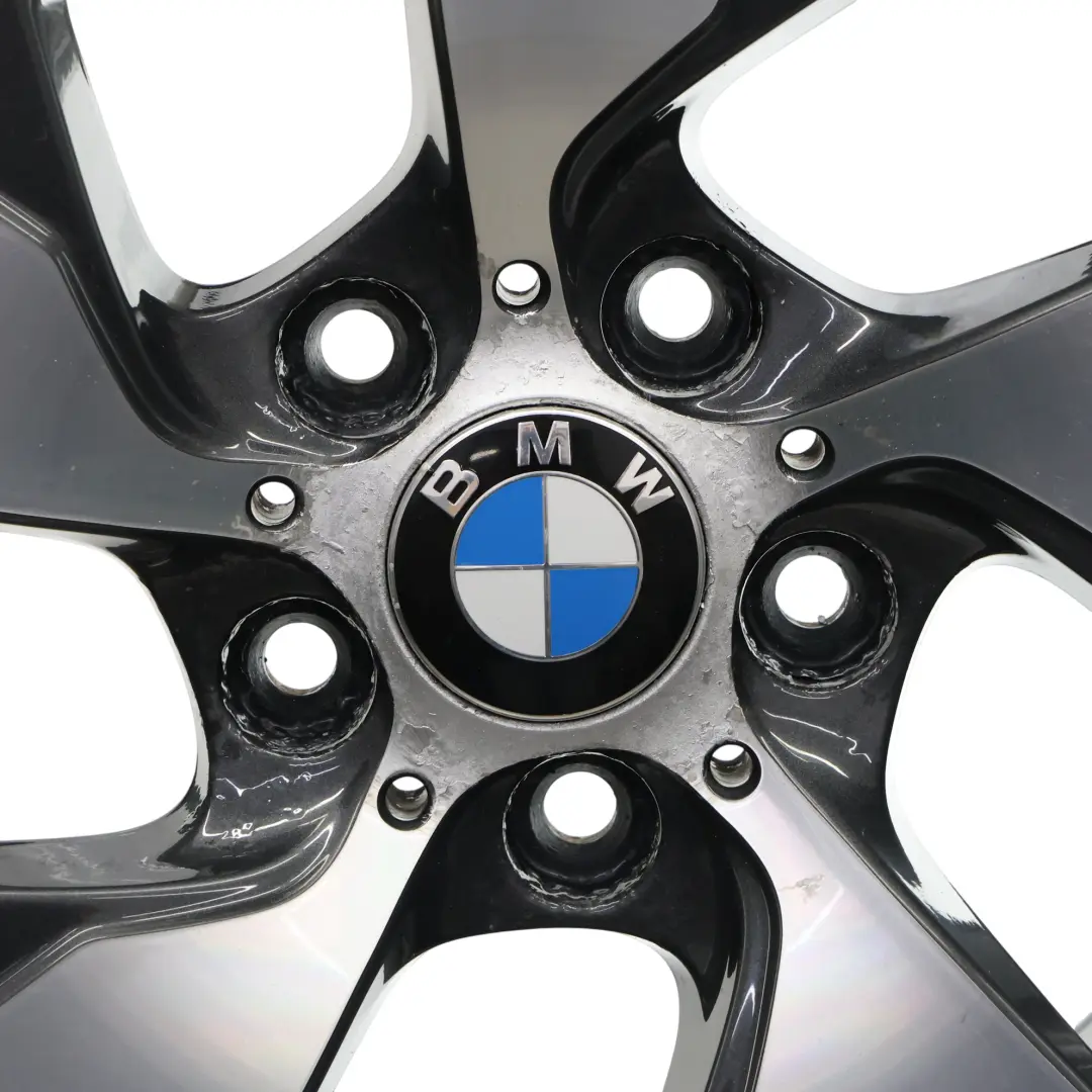 Felga Aluminiowa Szara 18" 8J ET:34 do BMW F30 F31 o numerze 6870611 BMW F30 F31 Felga Aluminiowa Szara 18" 8J ET:34 - SKU 6870611-2 - Numer Części 6870611