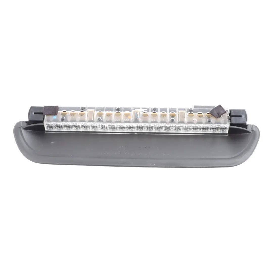 BMW E60 E60N LCI Freno trasero Tercera luz De freno 63257145659 7145659 - SKU 6927017 - Número de pieza 63256927017