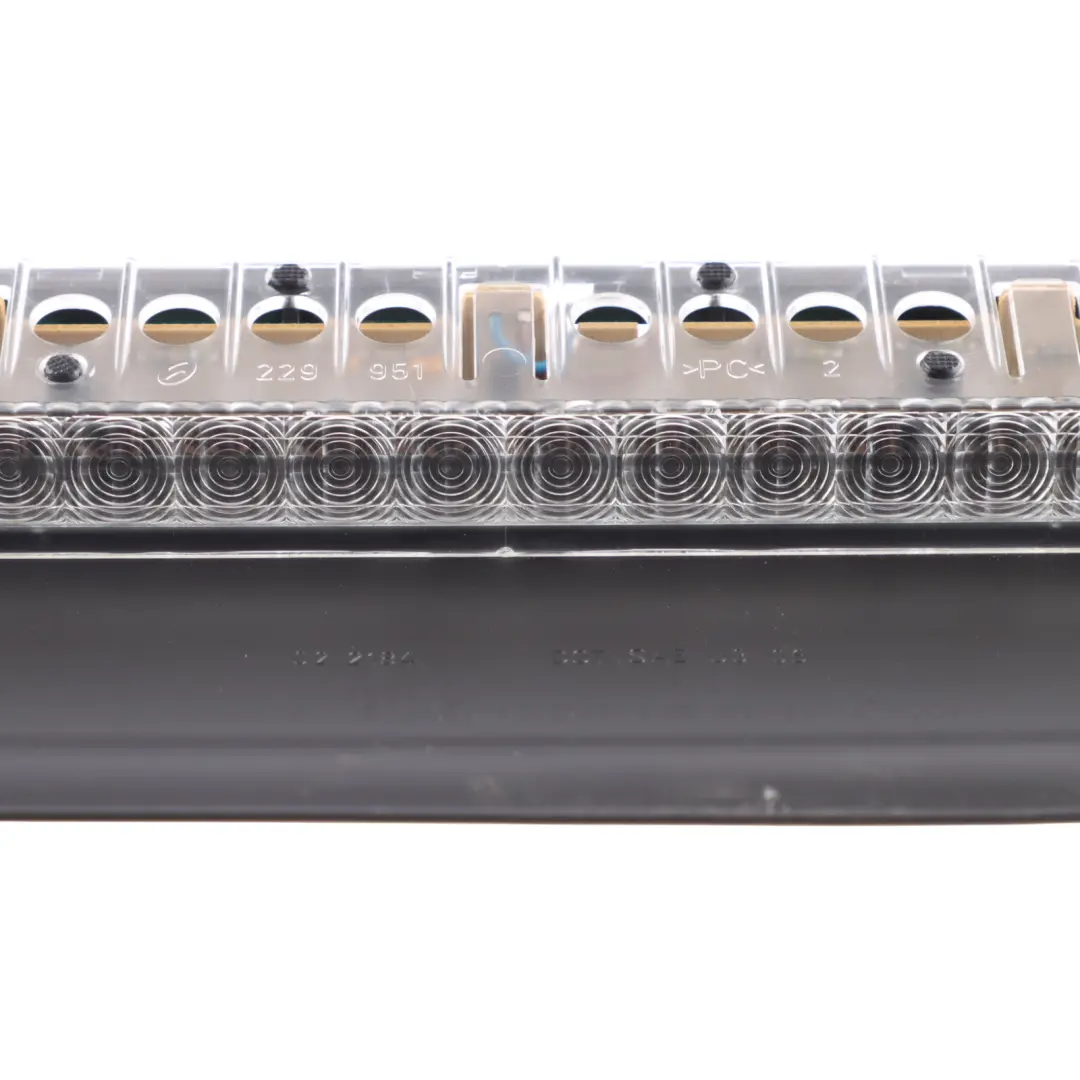 BMW E60 Troisième Feu Stop Arrière 7145659 - SKU 6927017 - Numéro de pièce 63256927017