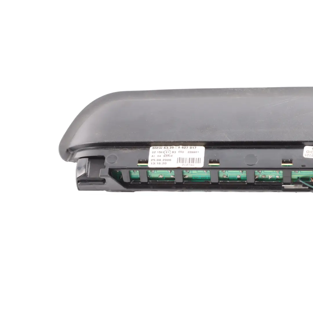 Troisième Feu Stop Arrière 7145659 pour BMW E60 à propos du numéro de pièce 63256927017 BMW E60 Troisième Feu Stop Arrière 7145659 - SKU 6927017 - Numéro de pièce 63256927017