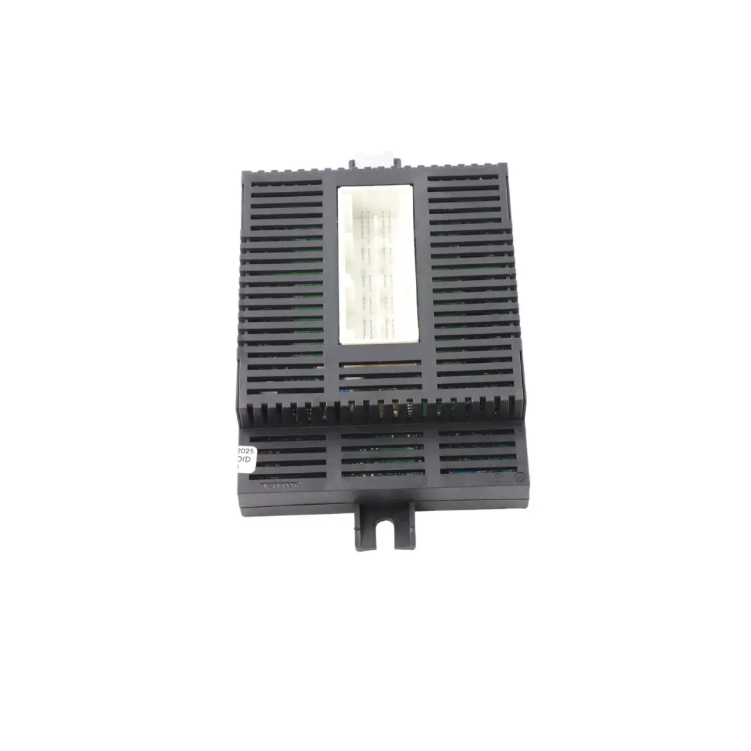 Light Control Unit Module ECU LME6X Delphi to BMW E60 with Part number 6935363 BMW E60 Light Control Unit Module ECU LME6X Delphi - SKU 6935363 - Part number 6935363