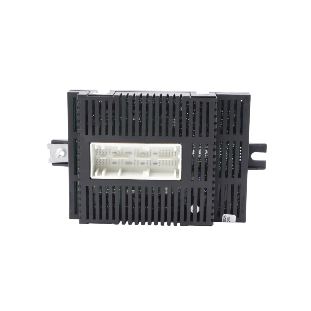 Light Control Unit Module ECU LME6X Delphi to BMW E60 with Part number 6935363 BMW E60 Light Control Unit Module ECU LME6X Delphi - SKU 6935363 - Part number 6935363