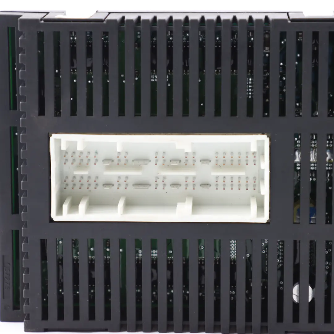 Light Control Unit Module ECU LME6X Delphi to BMW E60 with Part number 6935363 BMW E60 Light Control Unit Module ECU LME6X Delphi - SKU 6935363 - Part number 6935363