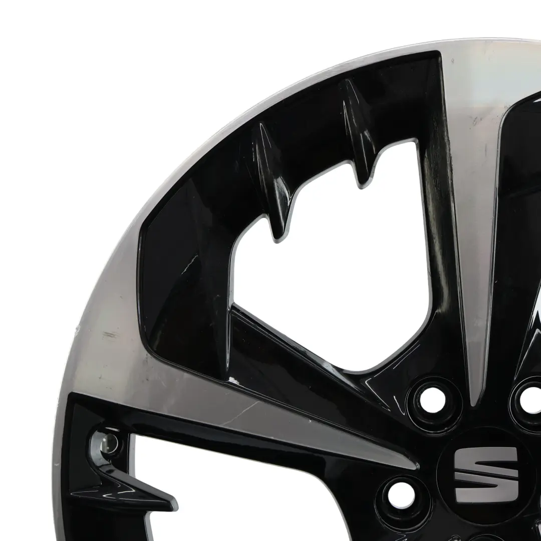 Jante Alliage Argent 18" 7J ET:51 pour Seat Ibiza FR 6K1 à propos du numéro de pièce 6F0601025S Seat Ibiza FR 6K1 Jante Alliage Argent 18" 7J ET:51 - SKU 6F0601025S-2 - Numéro de pièce 6F0601025S