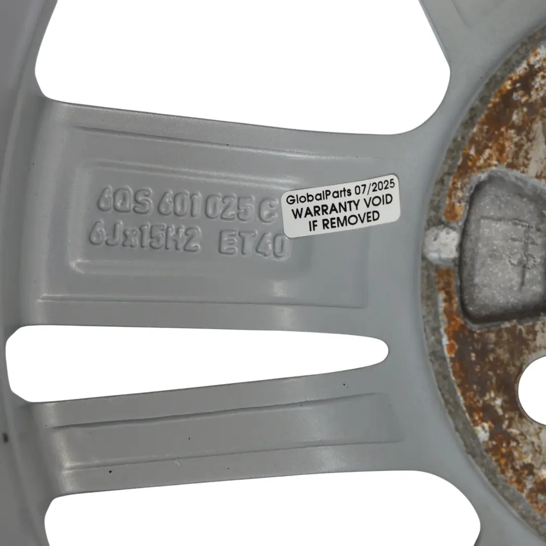 Llanta De Aleación Plata 15" 6J ET:40 para Volkswagen Polo 6C con número de pieza 6QS601025C Volkswagen Polo 6C Llanta De Aleación Plata 15" 6J ET:40 - SKU 6QS601025C-1 - Número de pieza 6QS601025C