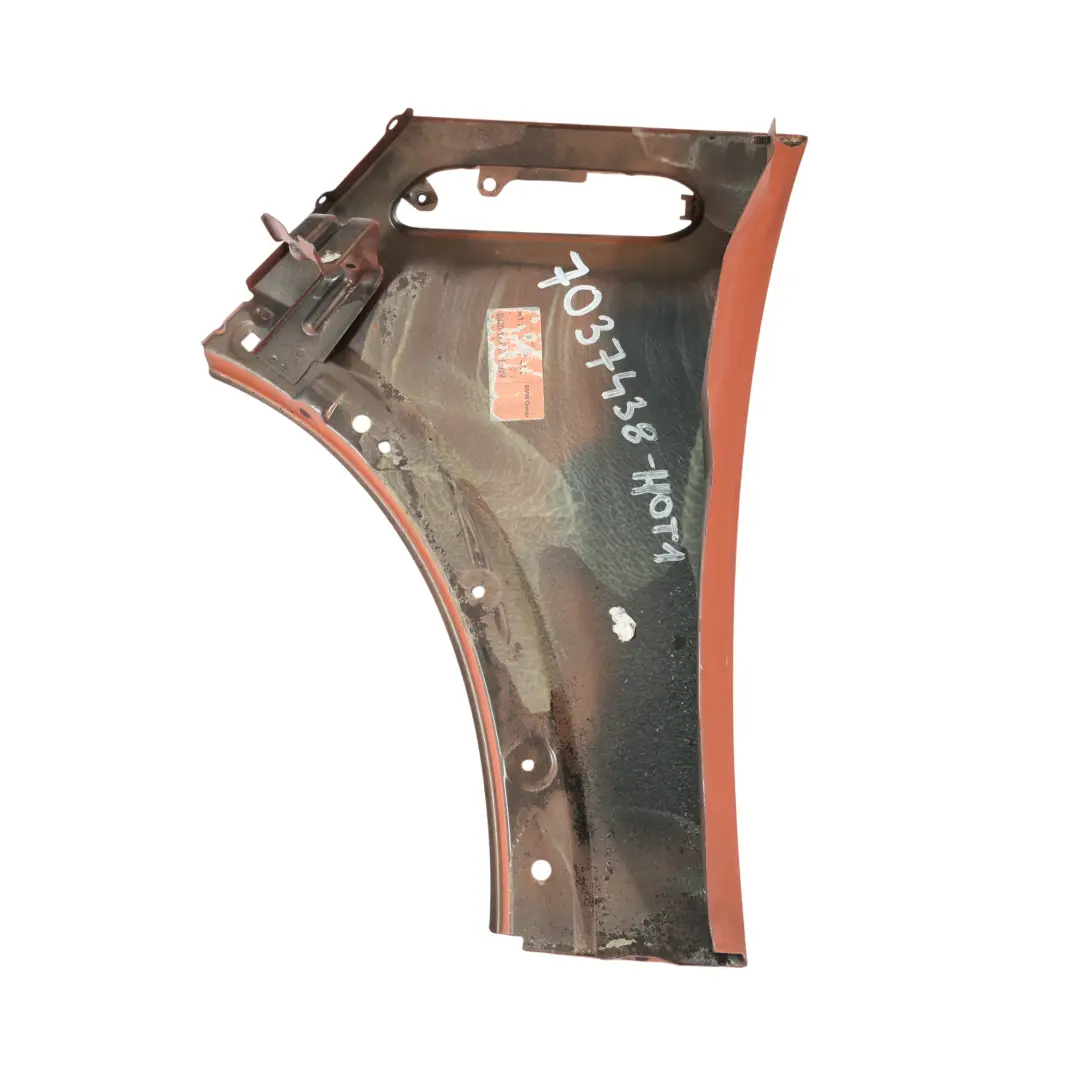 Guardabarros Delantero Derecho Hot Orange Metallic - A26 para Mini R50 R53 con número de pieza 7037438 Mini R50 R53 Guardabarros Delantero Derecho Hot Orange Metallic - A26 - SKU 7037438-HOT1 - Número de pieza 7037438
