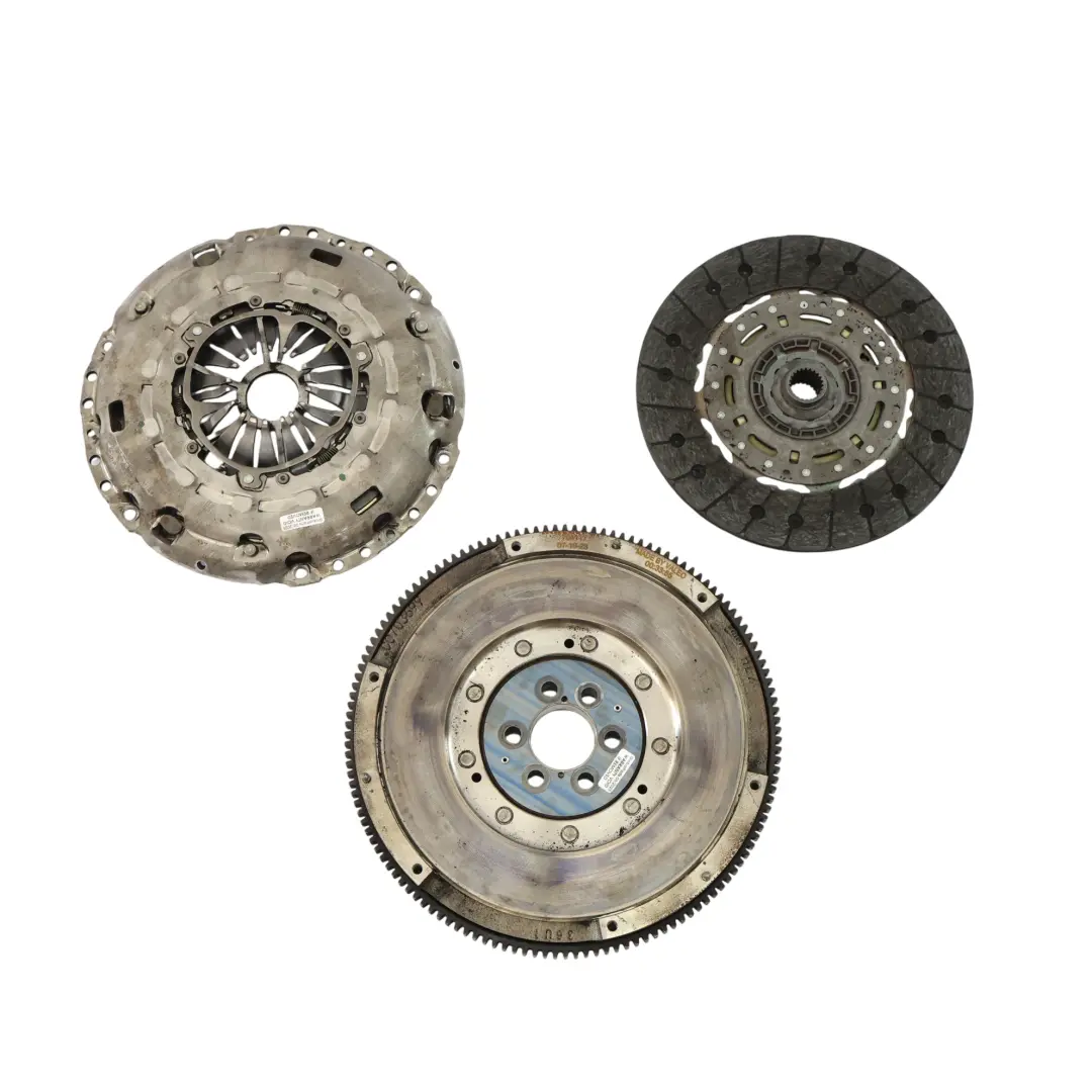 VW Seat Skoda Audi A3 8P Dual Mass Fly Wheel 2.0 TDI Valeo C0703699 Set - SKU 704117 - Part number 704117