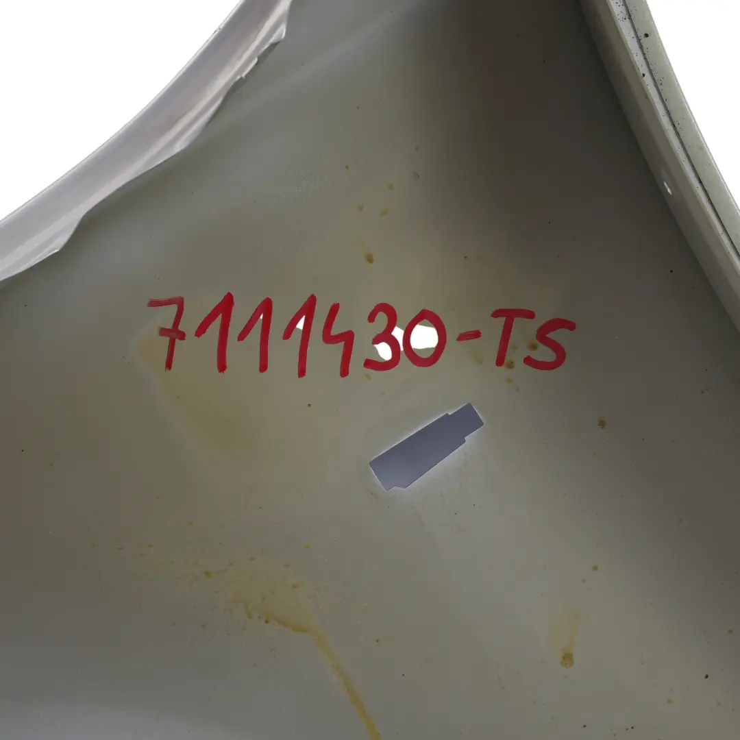 Front Right Wing Fender Side Panel O/S Titansilber 354 Silver to BMW E60 with Part number 7111430 BMW E60 Front Right Wing Fender Side Panel O/S Titansilber 354 Silver - SKU 7111430-TS - Part number 7111430