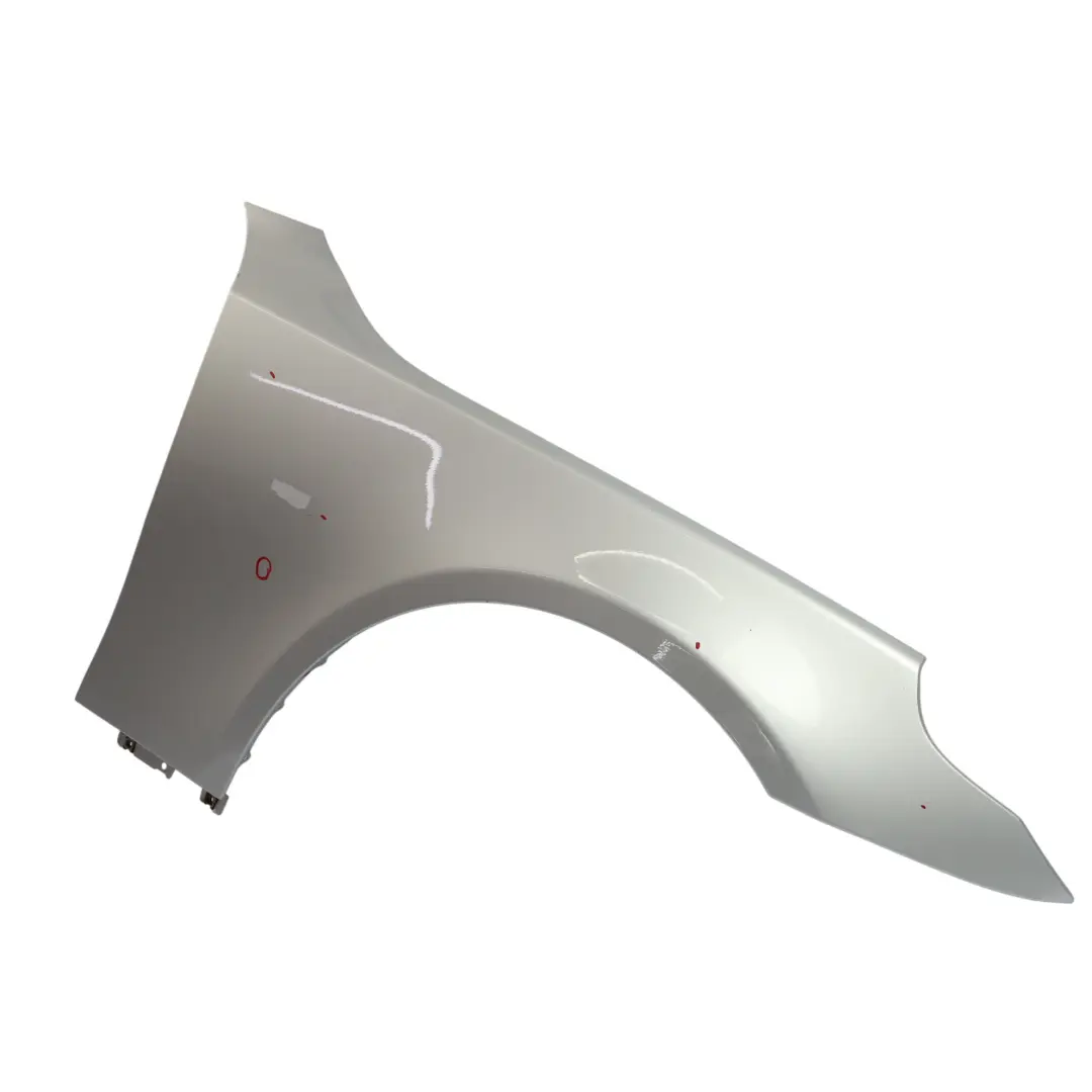 Parafango Anteriore Destro Pannello Laterale Titansilber 354 per BMW E60 con numero di parte 7111430 BMW E60 Parafango Anteriore Destro Pannello Laterale Titansilber 354 - SKU 7111430-TS - Numero di parte 7111430