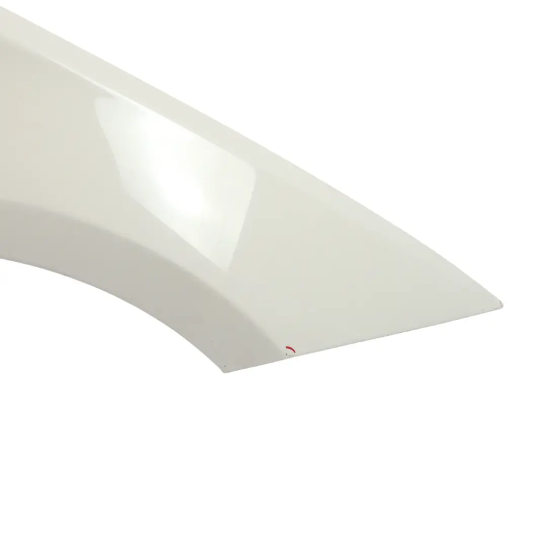 BMW E81 E87 Panel Lateral Guardabarros Ala Delantera Derecha Alpinweiss 3 - 300 - SKU 7133228-AW3 - Número de pieza 7133228