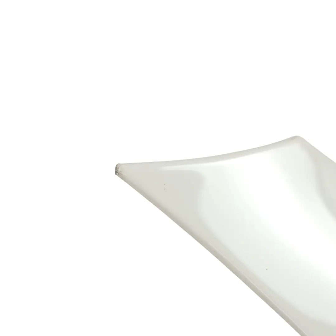 Panneau Latéral D'Aile Avant Droit Alpinweiss 3 Blanc - 300 pour BMW E81 E87 à propos du numéro de pièce 7133228 BMW E81 E87 Panneau Latéral D'Aile Avant Droit Alpinweiss 3 Blanc - 300 - SKU 7133228-AW3 - Numéro de pièce 7133228