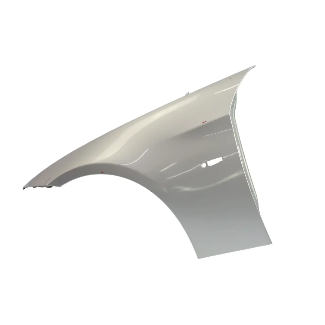 Seitenteil Kotflügel Vorne Links Titansilber Silber - 354 für BMW E90 E91 mit Teilenummer 7135679 BMW E90 E91 Seitenteil Kotflügel Vorne Links Titansilber Silber - 354 - SKU 7135679-TS - Teilenummer 7135679