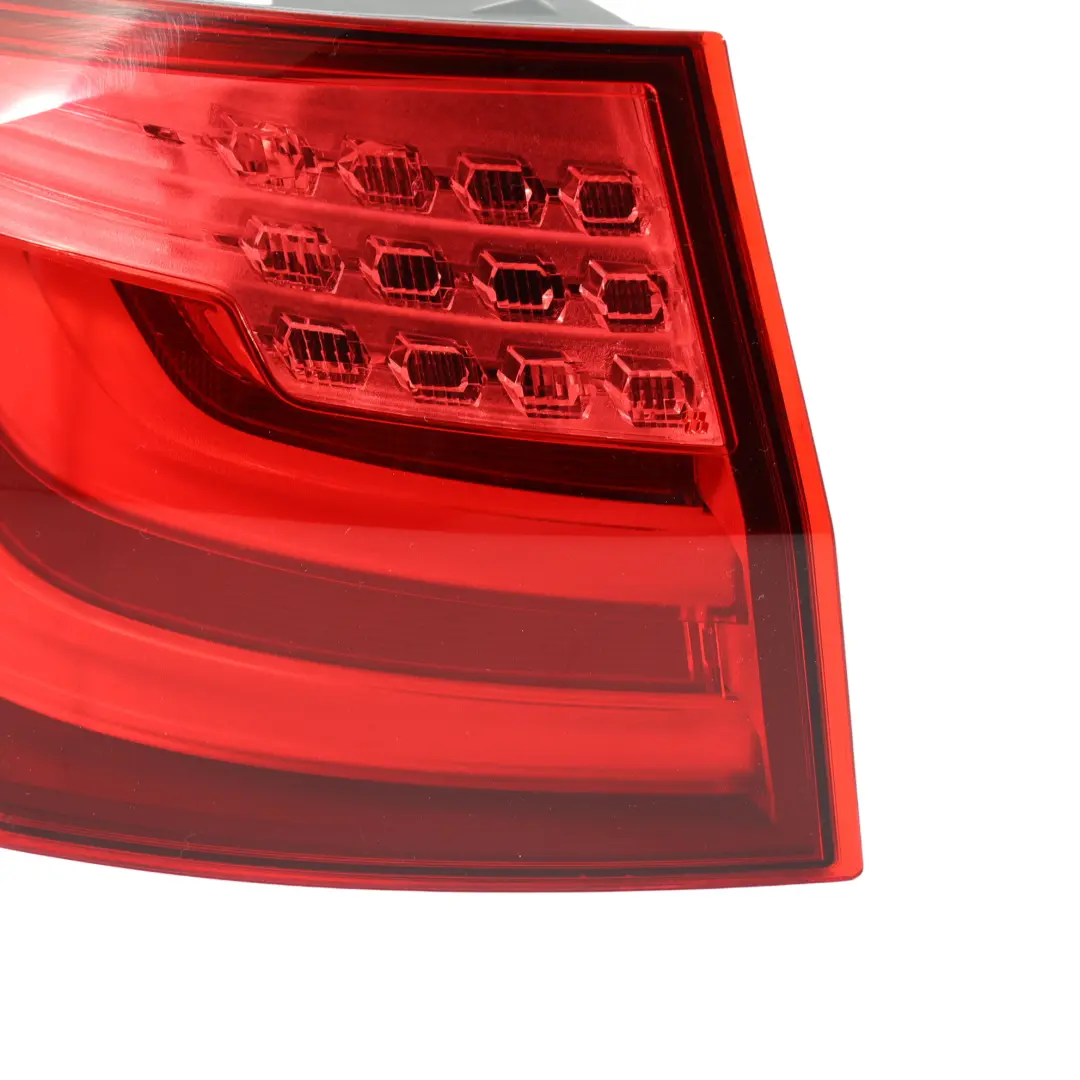 BMW F11 Touring Luz Trasera En El Panel Lateral Izquierdo - SKU 7203233-1 - Número de pieza 7203233