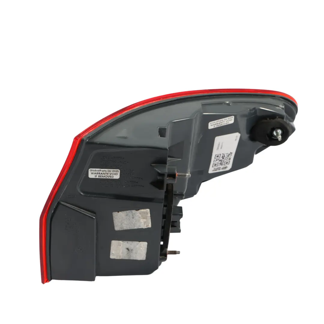 Lampada Posteriore Nel Pannello Laterale Sinistro per BMW F11 Touring con numero di parte 7203233 BMW F11 Touring Lampada Posteriore Nel Pannello Laterale Sinistro - SKU 7203233-1 - Numero di parte 7203233