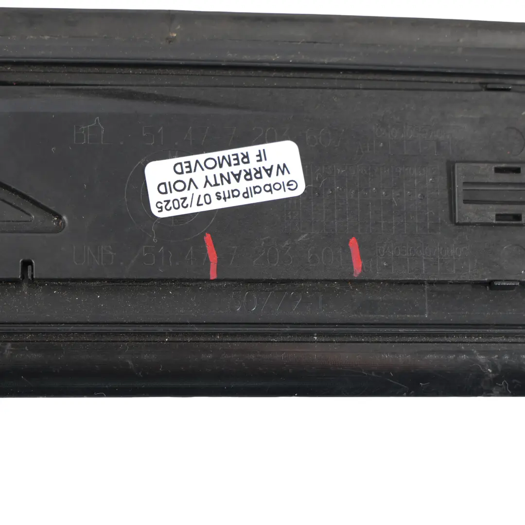 Ingresso Coperchio Porta Striscia Davanzale Anteriore Sinistra per BMW F10 F11 LCI con numero di parte 7203601 BMW F10 F11 LCI Ingresso Coperchio Porta Striscia Davanzale Anteriore Sinistra - SKU 7203601 - Numero di parte 7203601