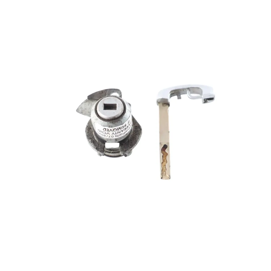 Door Handle Cylinder Lock Catch Key Set Front Right O/S 7265084 to BMW F01 F02 F03 with Part number 7227504 BMW F01 F02 F03 Door Handle Cylinder Lock Catch Key Set Front Right O/S 7265084 - SKU 7227504 - Part number 7227504
