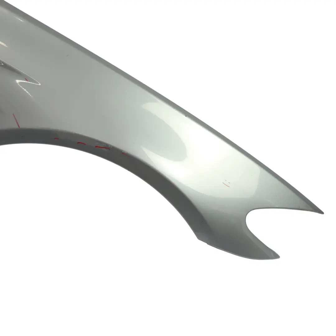 Aile Avant Droite Panneau Latéral Spacegrau Gris Metallic - A52 pour BMW F10 F11 à propos du numéro de pièce 7248660 BMW F10 F11 Aile Avant Droite Panneau Latéral Spacegrau Gris Metallic - A52 - SKU 7248660-SCG2 - Numéro de pièce 7248660