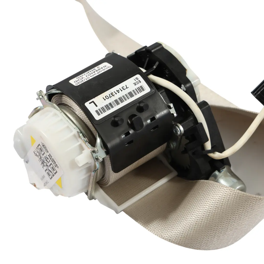 Belt Upper Belt Front Left N/S Elfenbein Weiss to BMW F12 F13 Seat with Part number 7314137 BMW F12 F13 Seat Belt Upper Belt Front Left N/S Elfenbein Weiss - SKU 7314137 - Part number 7314137