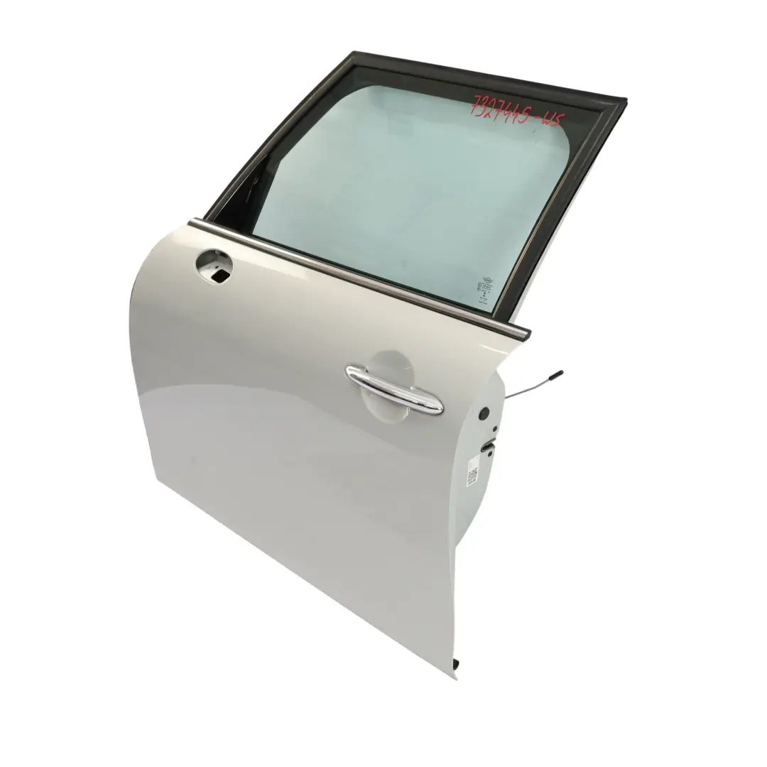 Puerta Delantera Izquierda Panel Revestimiento White Silver - A62 para Mini F55 con número de pieza 7327445 Mini F55 Puerta Delantera Izquierda Panel Revestimiento White Silver - A62 - SKU 7327445-WS - Número de pieza 7327445