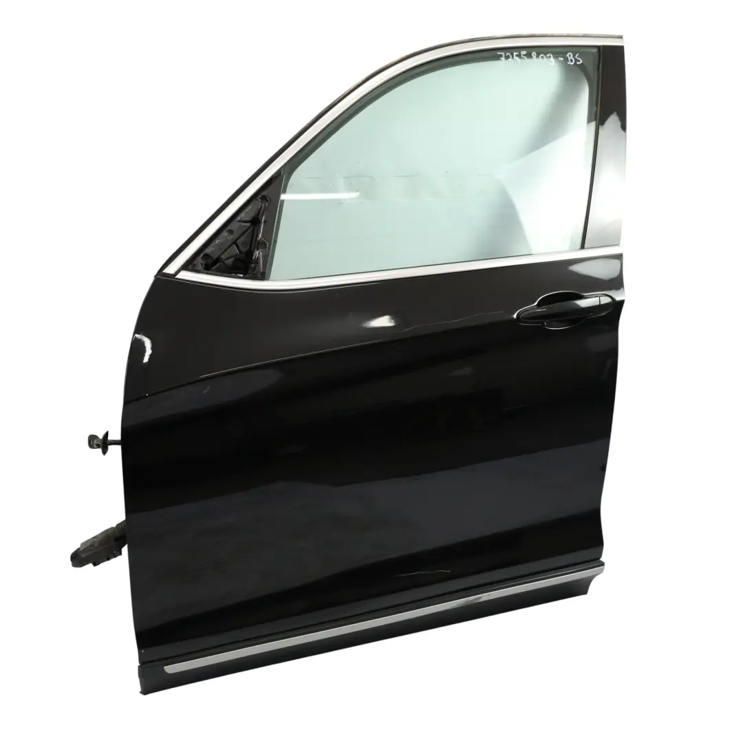 Drzwi Lewy Przód Black Sapphire Czarny Metalik - 475 do BMW X3 F25 o numerze 7355803 BMW X3 F25 Drzwi Lewy Przód Black Sapphire Czarny Metalik - 475 - SKU 7355803-BS - Numer Części 7355803
