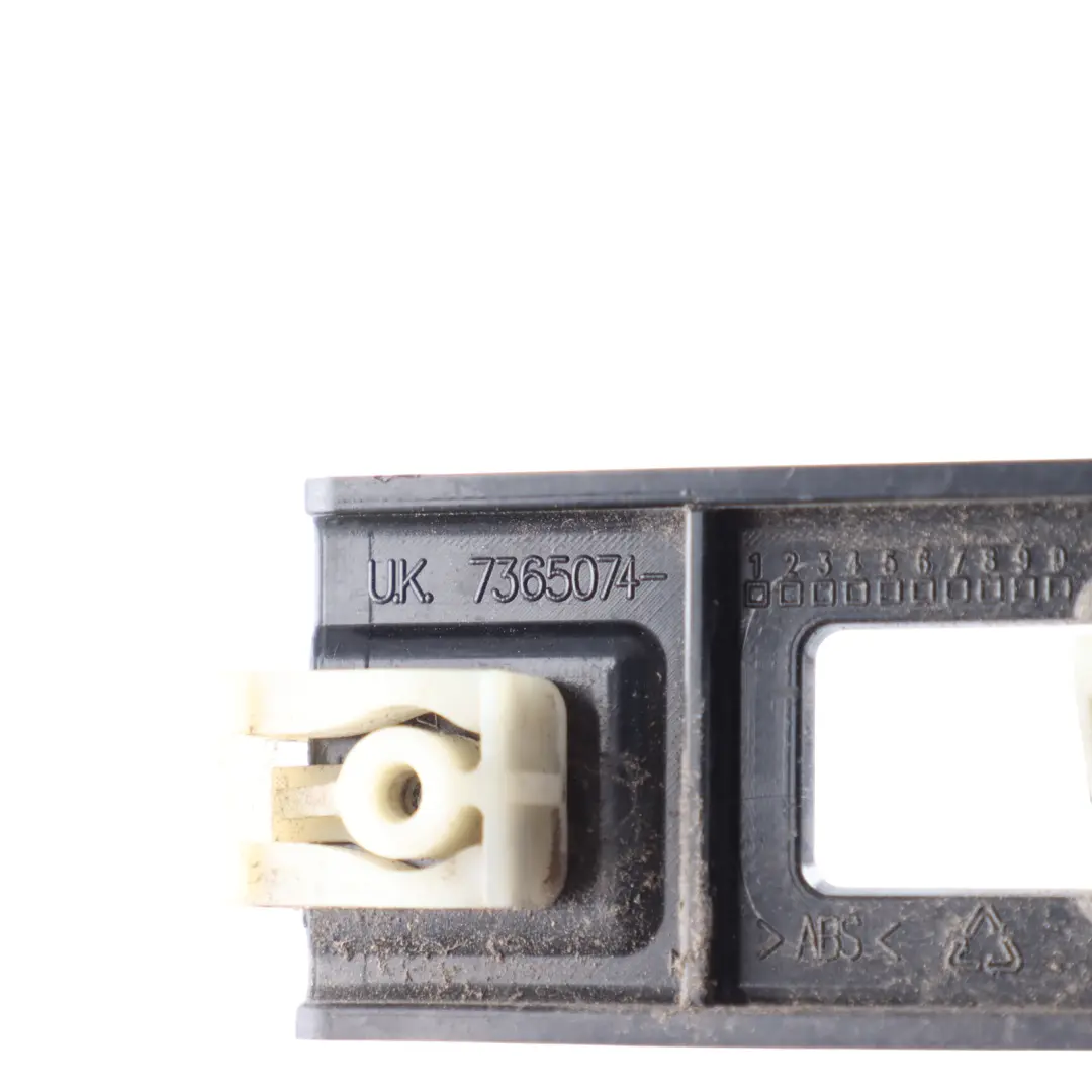 Bumper Bracket Mount Rear Right John Cooper Works to Mini Cooper F56 F57 with Part number 7365074 Mini Cooper F56 F57 Bumper Bracket Mount Rear Right John Cooper Works - SKU 7365074 - Part number 7365074