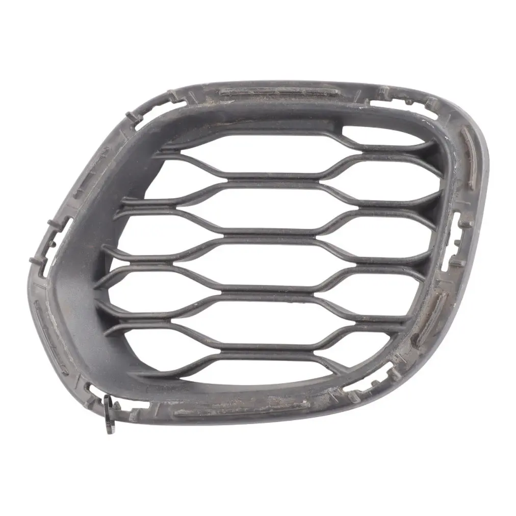 Bumper Air Inlet Air Inlet Finisher Front Left N/S to Mini F56 F57 JCW with Part number 7376117 Mini F56 F57 JCW Bumper Air Inlet Air Inlet Finisher Front Left N/S - SKU 7376117 - Part number 7376117