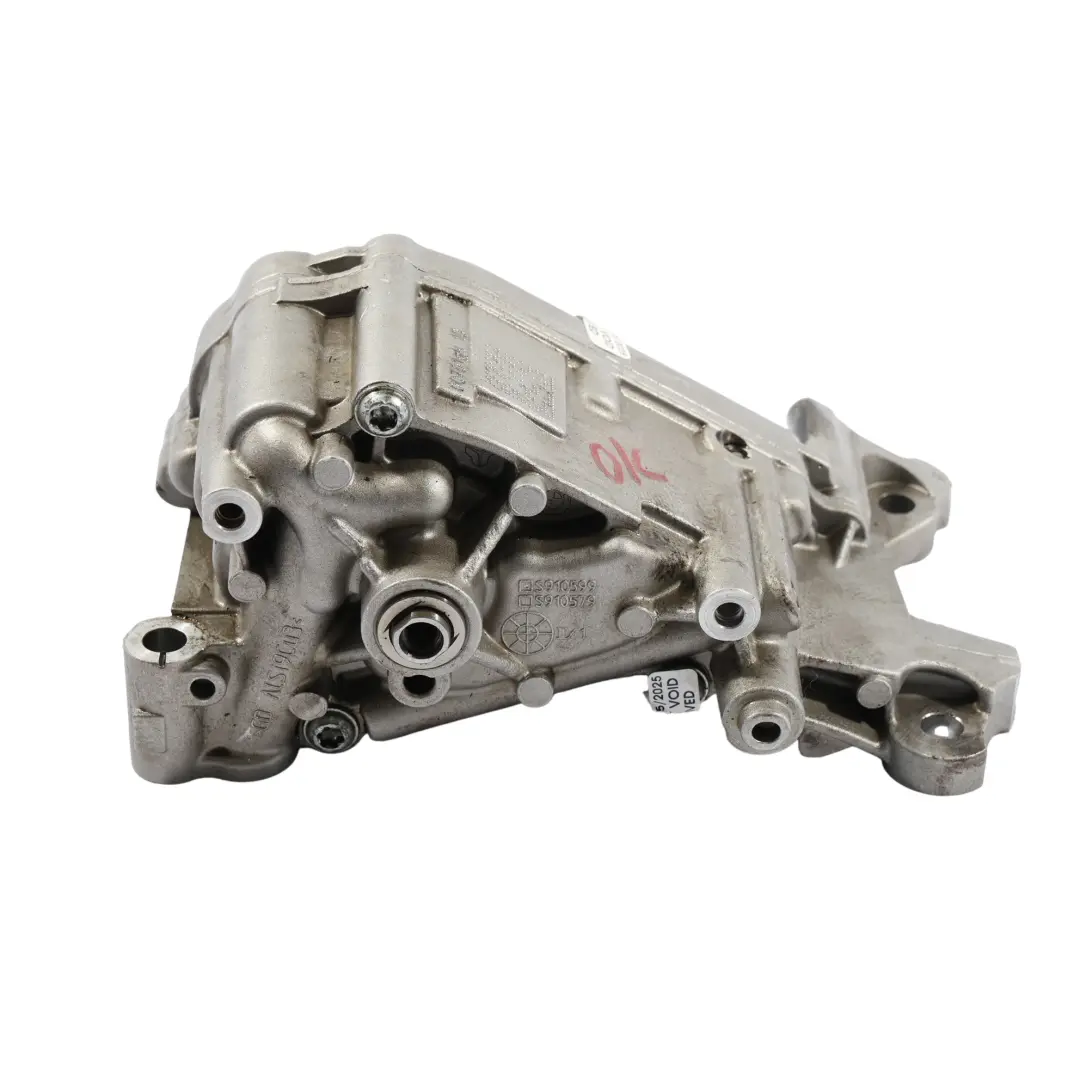 N54 335i 535i 740i Engine Oil Lubrication Pump to BMW E60 LCI E90 E92 F01 with Part number 7560250 BMW E60 LCI E90 E92 F01 N54 335i 535i 740i Engine Oil Lubrication Pump - SKU 7560250 - Part number 7560250