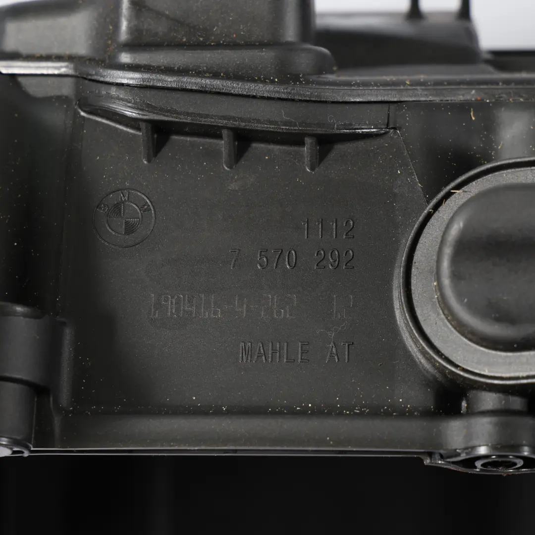 N55 Tapa de balancines de culata para BMW F10 F11 F20 F21 E90 E91 LCI F30 F32 con número de pieza 7570292 BMW F10 F11 F20 F21 E90 E91 LCI F30 F32 N55 Tapa de balancines de culata - SKU 7570292 - Número de pieza 7570292