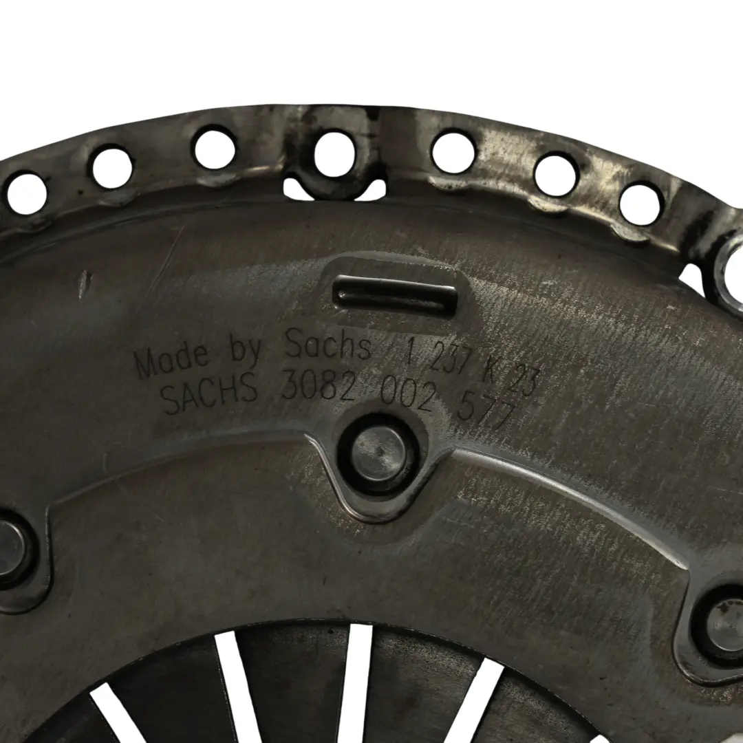 Zweimassenschwungrad Kupplungssatz Diesel N47N für Mini Cooper One D R56 LCI R60 mit Teilenummer 7599835 Mini Cooper One D R56 LCI R60 Zweimassenschwungrad Kupplungssatz Diesel N47N - SKU 7599835-2 - Teilenummer 7599835