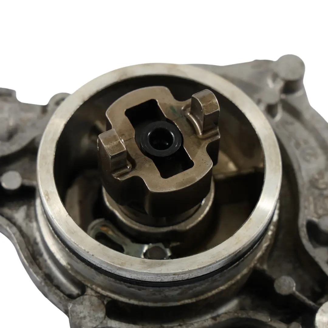 Pompe À Vide pour BMW E60 E61 E65 E87 E90 à propos du numéro de pièce 7791232 BMW E60 E61 E65 E87 E90 Pompe À Vide - SKU 7791232-1 - Numéro de pièce 7791232