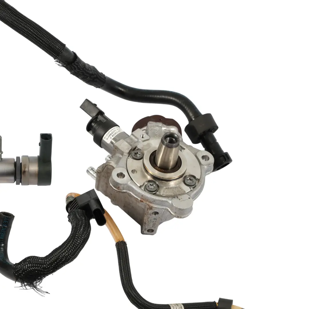 N47 Pompa Carburante Sistema Iniezione Set per BMW E81 E87 LCI 116D 118D E90 318D con numero di parte 7798446 BMW E81 E87 LCI 116D 118D E90 318D N47 Pompa Carburante Sistema Iniezione Set - SKU 7798446-6 - Numero di parte 7798446