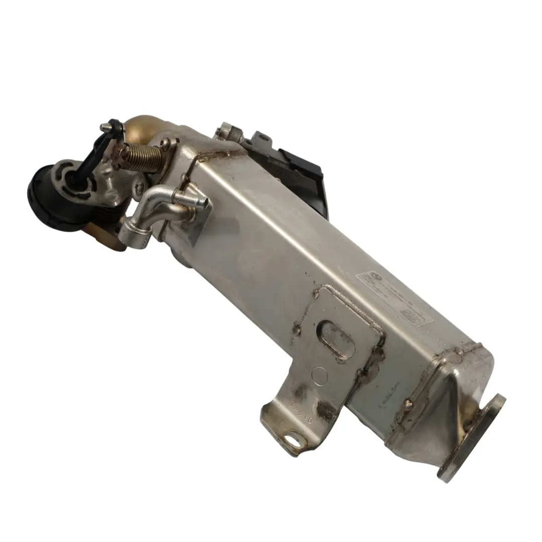 Refrigerador De Escape Diesel N47N para BMW F10 F20 F30 E90 E91 LCI con número de pieza 7810751 BMW F10 F20 F30 E90 E91 LCI Refrigerador De Escape Diesel N47N - SKU 7810751 - Número de pieza 7810751