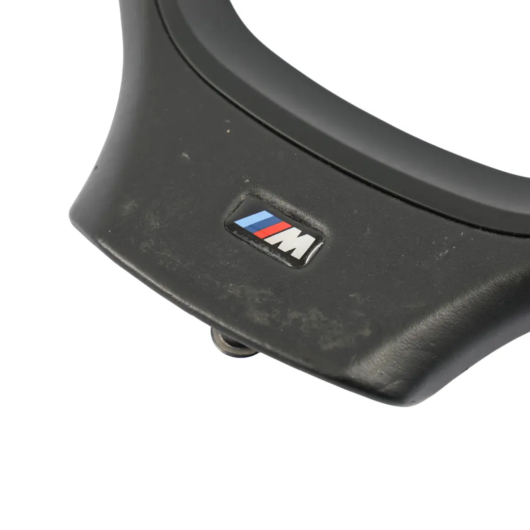 Tapa Panel Recorte Volante Columna Negro para BMW F10 F02 con número de pieza 7841892 BMW F10 F02 Tapa Panel Recorte Volante Columna Negro - SKU 7841892-1 - Número de pieza 7841892