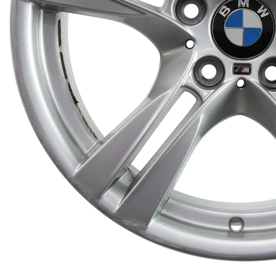 Argento Cerchio lega posteriore 18" M Doppie 355 9J ET:41 per BMW X1 E84 con numero di parte 7842637 BMW X1 E84 Argento Cerchio lega posteriore 18" M Doppie 355 9J ET:41 - SKU 7842637-6 - Numero di parte 7842637