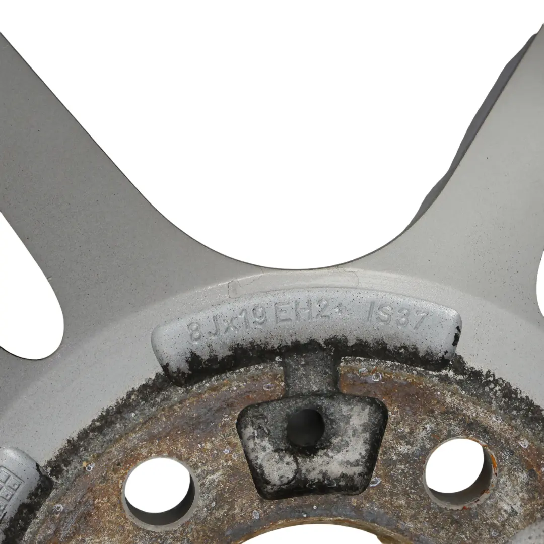 Cerchio in lega 19" 8J ET:37 M Doppie razze 313 per BMW E90 E91 E92 con numero di parte 7844343 BMW E90 E91 E92 Cerchio in lega 19" 8J ET:37 M Doppie razze 313 - SKU 7844343-1 - Numero di parte 7844343