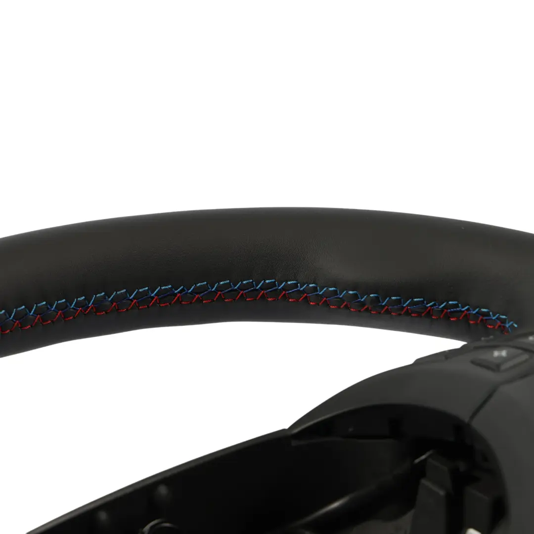 NUOVA Pelle Nera / Alcantara M Sport Volante M-Tricolore per BMW X5 E70 con numero di parte 7844566 BMW X5 E70 NUOVA Pelle Nera / Alcantara M Sport Volante M-Tricolore - SKU 7844566-3 - Numero di parte 7844566