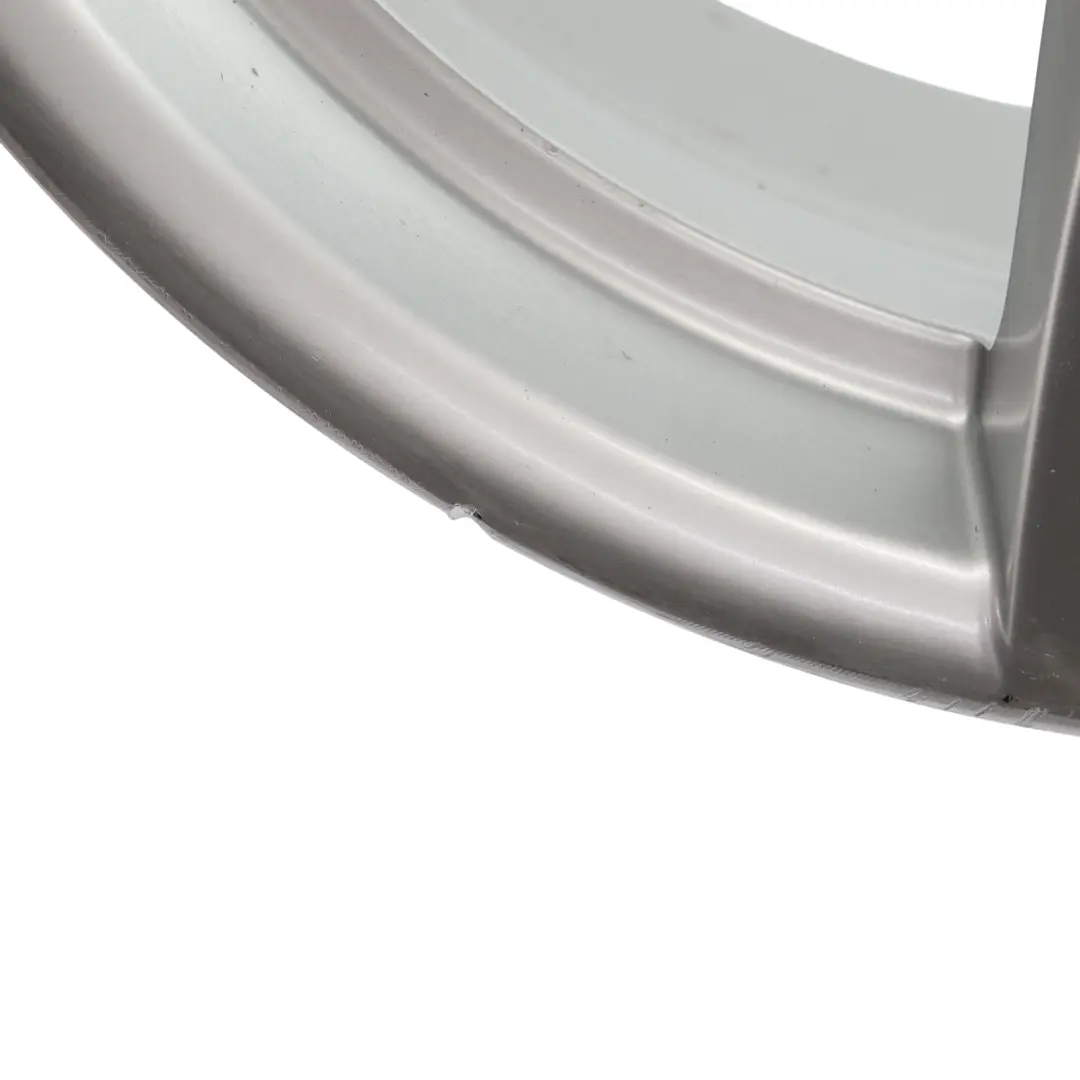 Alu Felge Alufelge 18" M Sternspeiche 400 8J ET:34 für BMW F30 F31 F32 F33 mit Teilenummer 7845880 BMW F30 F31 F32 F33 Alu Felge Alufelge 18" M Sternspeiche 400 8J ET:34 - SKU 7845880-2 - Teilenummer 7845880