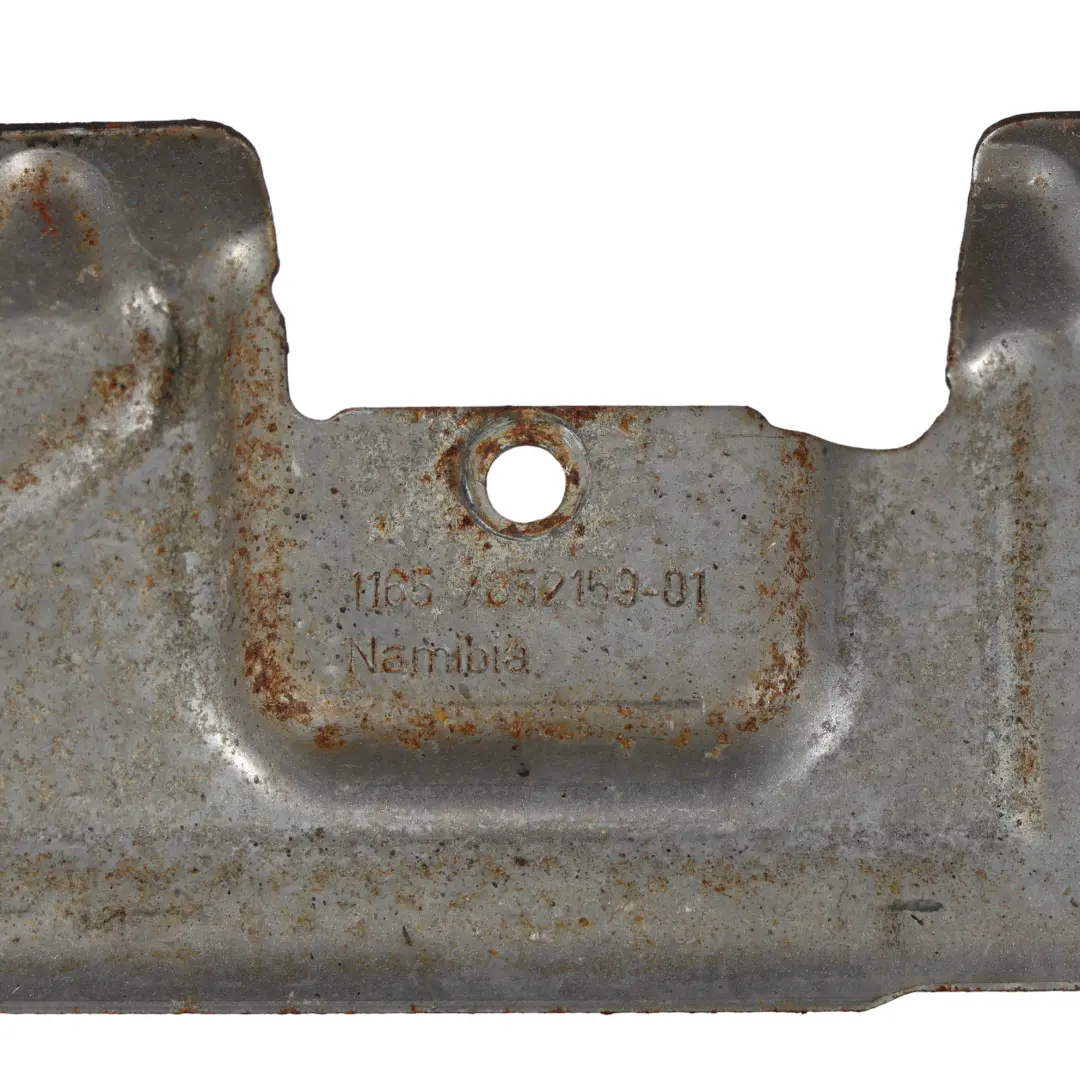 Osłona Termiczna Prawa S63N do BMW F06 F10 F12 o numerze 7852159 BMW F06 F10 F12 Osłona Termiczna Prawa S63N - SKU 7852159 - Numer Części 7852159