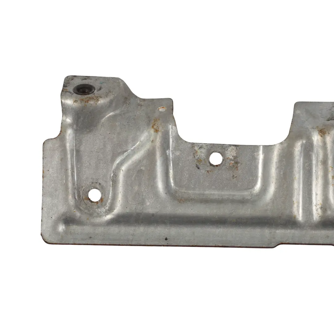 Osłona Termiczna Turbosprężarki Lewa S63N do BMW F06 F10 F12 o numerze 7852260 BMW F06 F10 F12 Osłona Termiczna Turbosprężarki Lewa S63N - SKU 7852260 - Numer Części 7852260