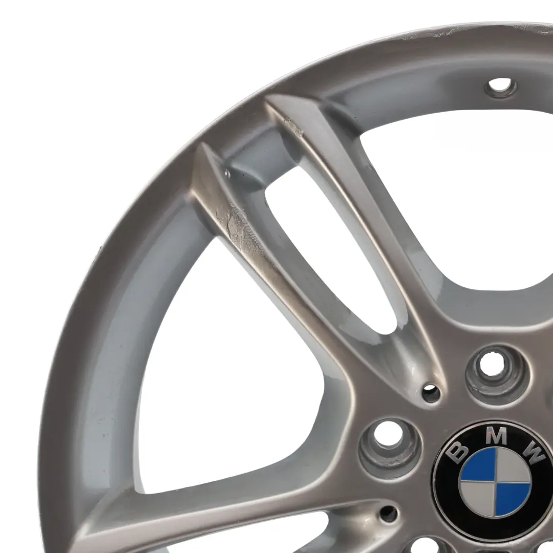 BMW E87 Llanta De Aleacion Delantera Plateada 18" M Doble Radio 261 7,5J - SKU 7891050-1 - Número de pieza 7891050