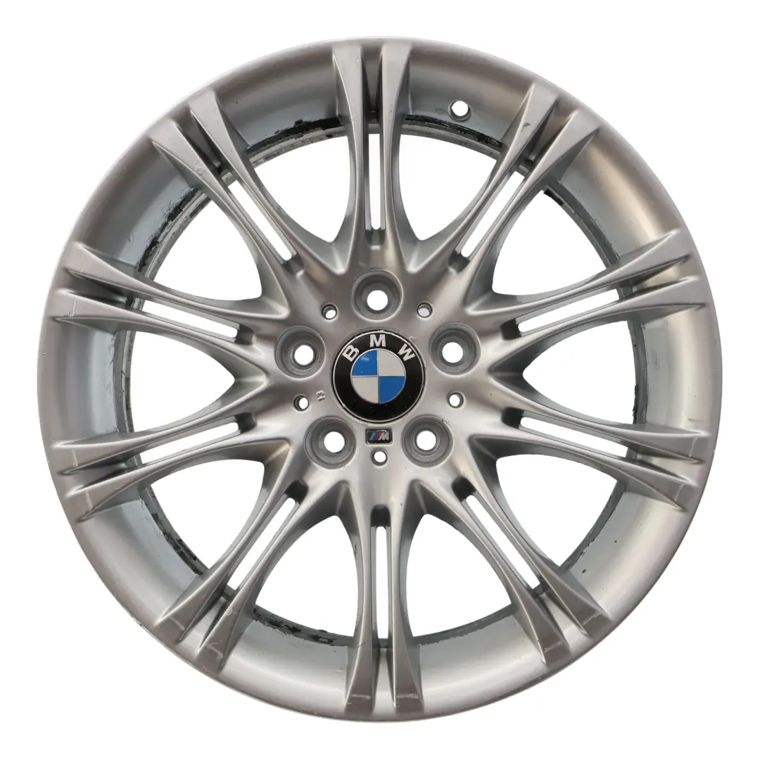 Plata llanta Trasera Aleación 18 "8,5J ET:50 M Doble Radio 135 para BMW E46 Z4 E85 con número de pieza 7896490 BMW E46 Z4 E85 Plata llanta Trasera Aleación 18 "8,5J ET:50 M Doble Radio 135 - SKU 7896490-2 - Número de pieza 7896490