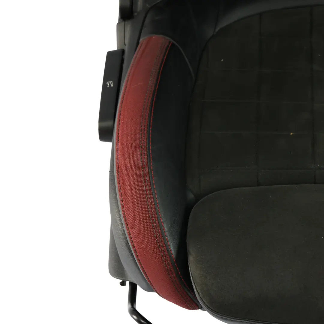 Siège Avant Sport Dinamica Rouge Noir Demi-Cuir Droit pour Mini F55 F56 F60 JCW à propos du numéro de pièce 7946502 Mini F55 F56 F60 JCW Siège Avant Sport Dinamica Rouge Noir Demi-Cuir Droit - SKU 7946502-2 - Numéro de pièce 7946502