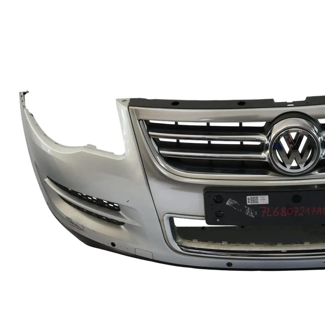 7L Front Bumper Trim Panel PDC Reflex Silver Metallic - A7W to VW Touareg with Part number 7L6807217AR VW Touareg 7L Front Bumper Trim Panel PDC Reflex Silver Metallic - A7W - SKU 7L6807217AR-RES - Part number 7L6807217AR