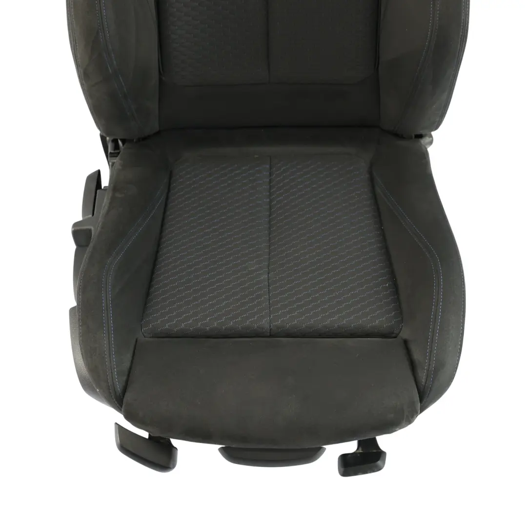 Przedni Prawy Fotel Sportowy Materiał Alcantara Antracyt do BMW F20 M Sport o numerze 8055048 BMW F20 M Sport Przedni Prawy Fotel Sportowy Materiał Alcantara Antracyt - SKU 8055048-4 - Numer Części 8055048