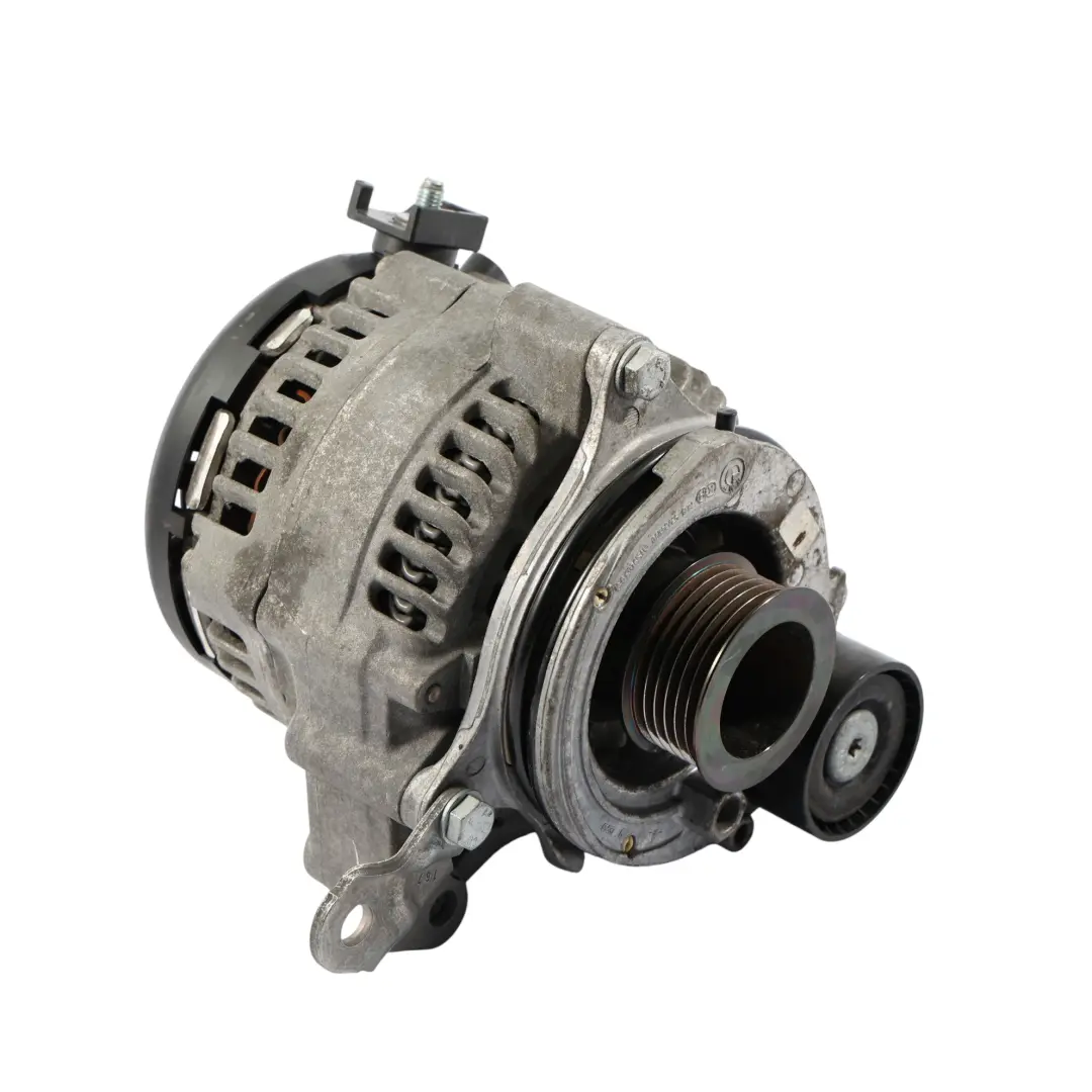 Lichtmaschine Benzinmotor Einheit 180A für BMW F20 F21 F30 F31 LCI F32 F33 mit Teilenummer 8645325 BMW F20 F21 F30 F31 LCI F32 F33 Lichtmaschine Benzinmotor Einheit 180A - SKU 8645325-2 - Teilenummer 8645325