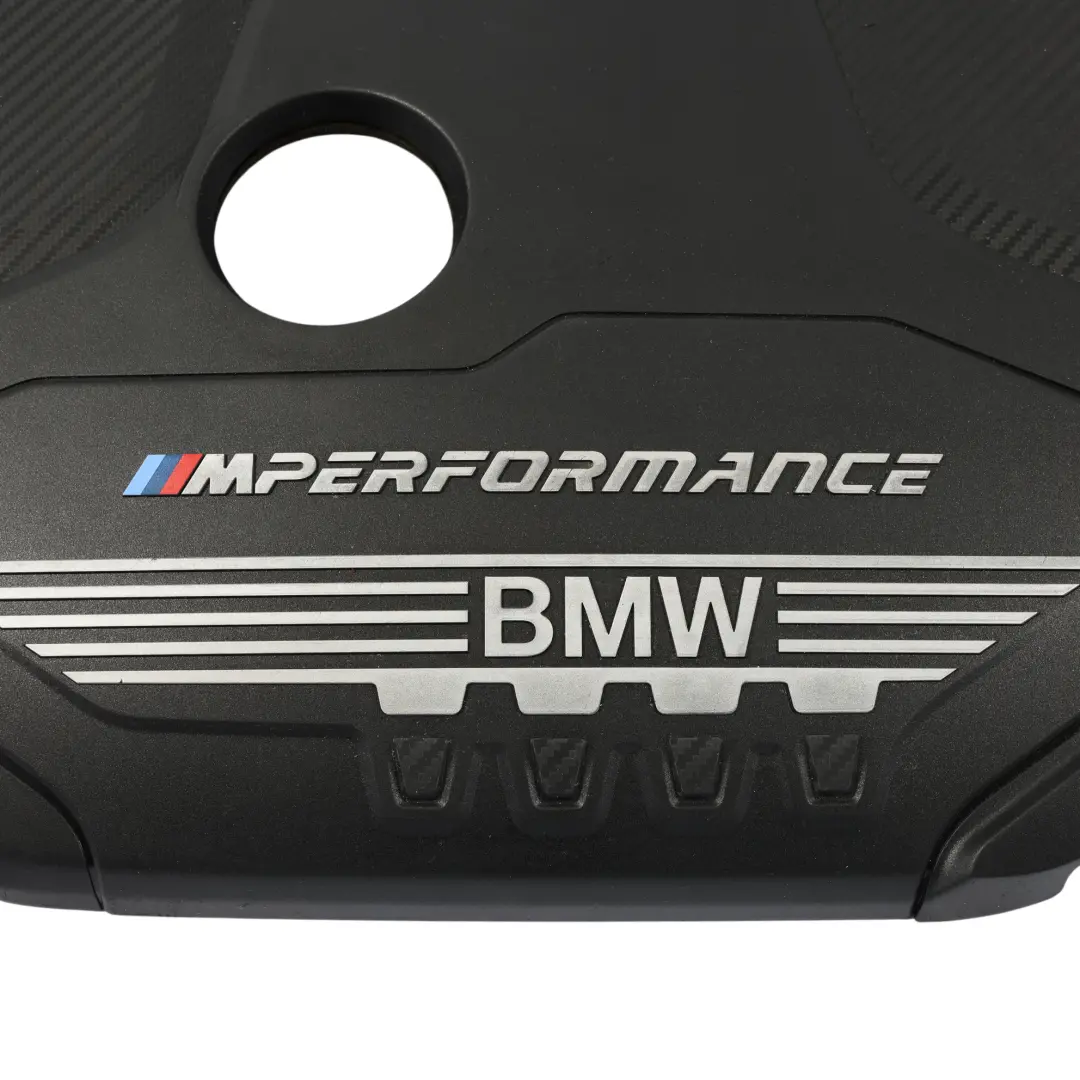 B48E M Performance Coperchio Motore Trim Pannello Superiore per BMW F40 F44 con numero di parte 8661683 BMW F40 F44 B48E M Performance Coperchio Motore Trim Pannello Superiore - SKU 8661683 - Numero di parte 8661683
