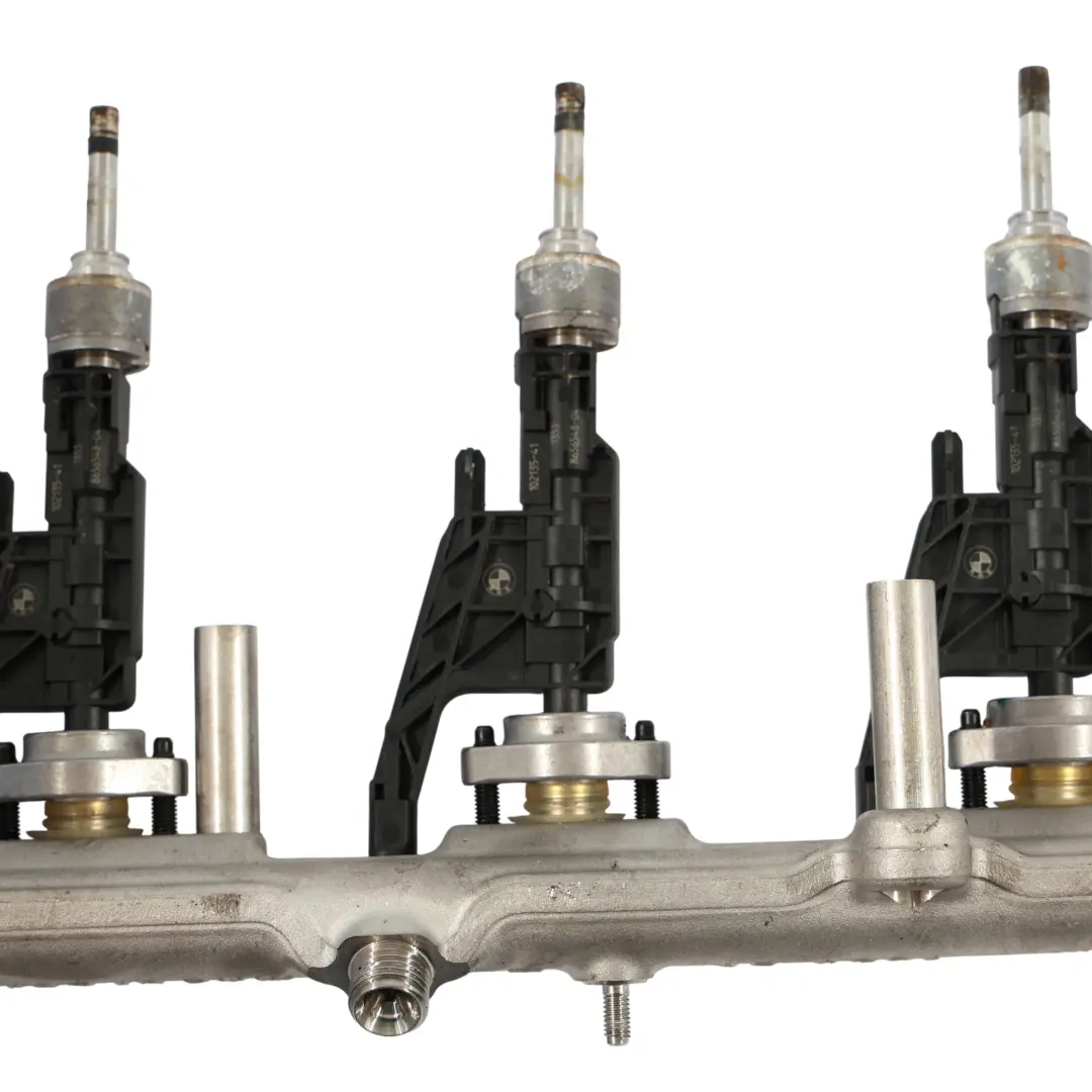 Iniezione Rail Carburante Rail Benzina B38 per BMW F40 Mini F56 con numero di parte 8665631 BMW F40 Mini F56 Iniezione Rail Carburante Rail Benzina B38 - SKU 8665631-1 - Numero di parte 8665631